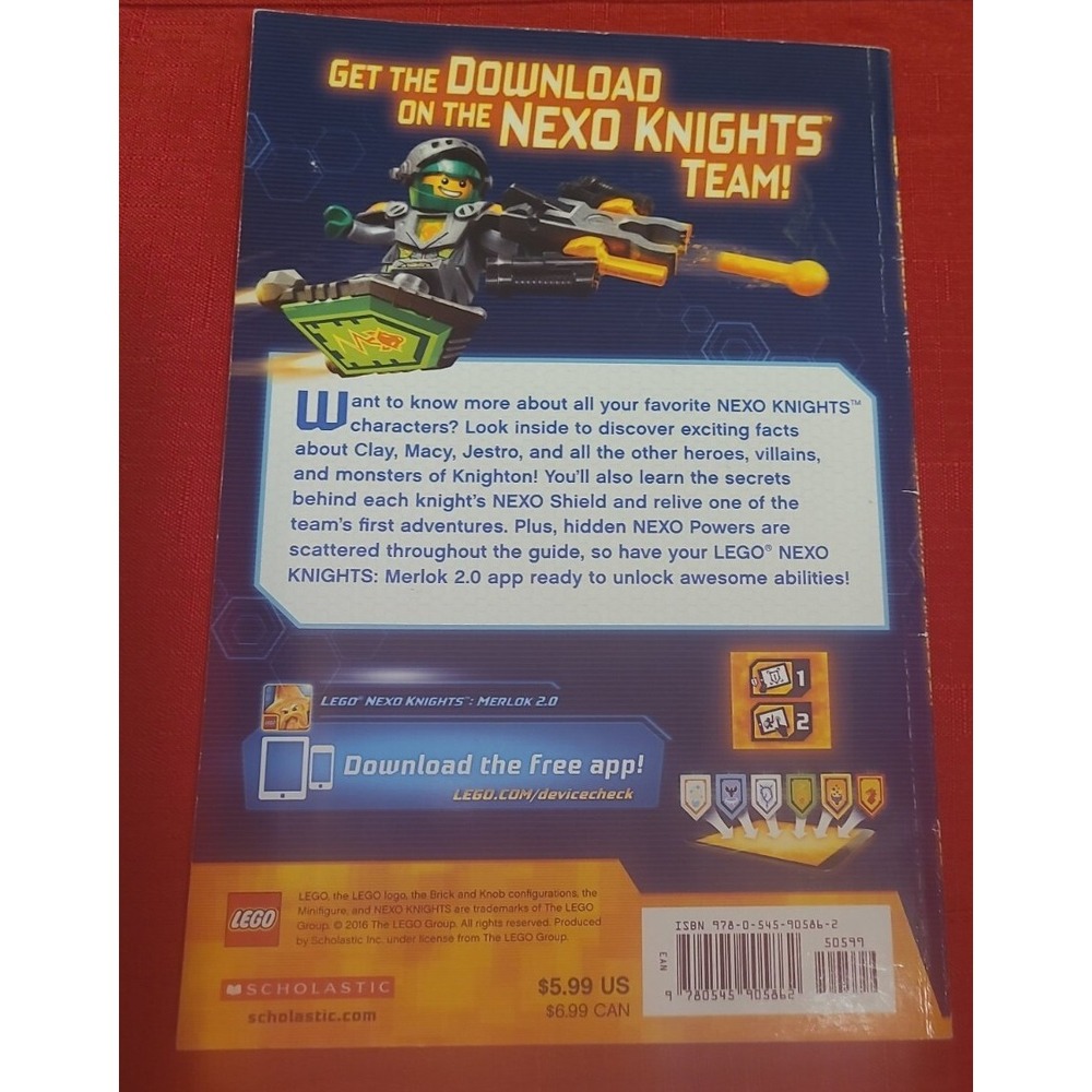 NEXO Knights Handbook (LEGO NEXO Knights) Tracy West Scholastic - Picture 2 of 4
